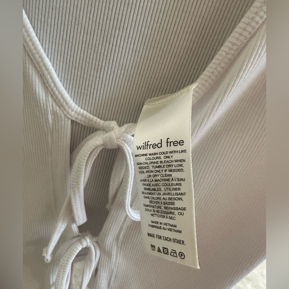 Aritzia Crop top - Picture 5 of 7